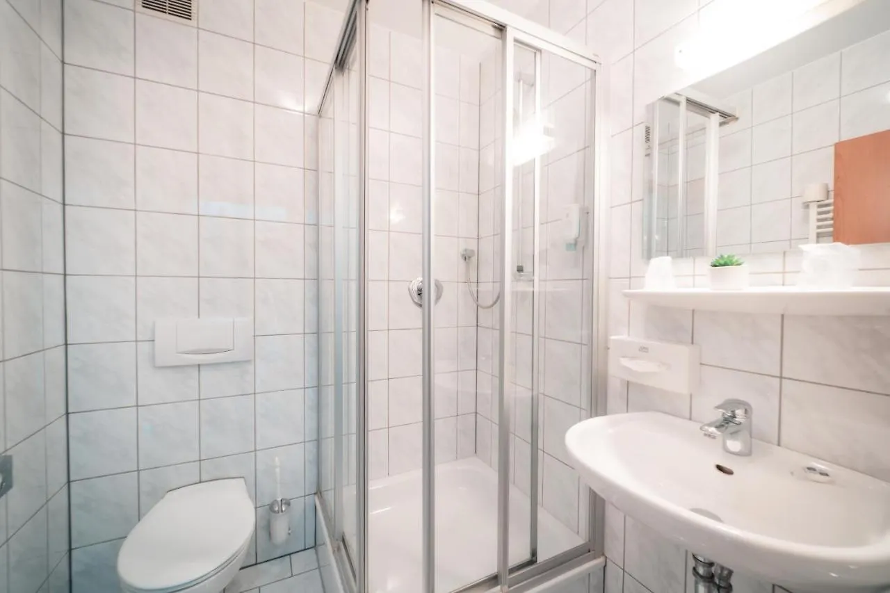 Airport Lounge Hotel Duesseldorf גרמניה