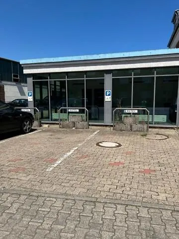 Airport Lounge Hotel Duesseldorf 3*, דיסלדורף